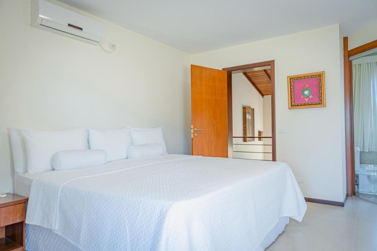 La Torre Resort All Inclusive ポルトセグロ エクステリア 写真 A bedroom with a split-type air conditioner